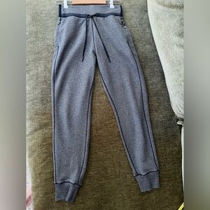 Lululemon Cool & Collected Joggers Size 4